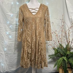 Marcelle Margaus lace/ lined dresss